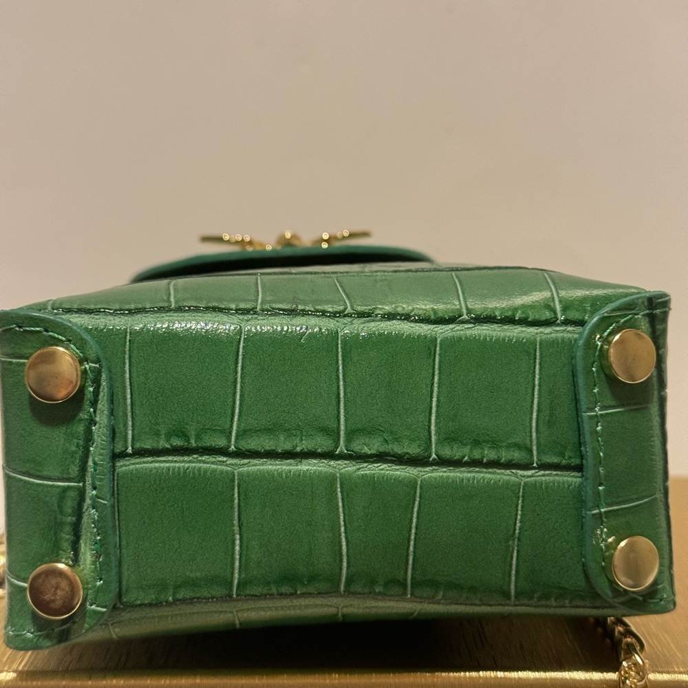 Persaman NY Embossed Crossbody - Picture 9 of 11